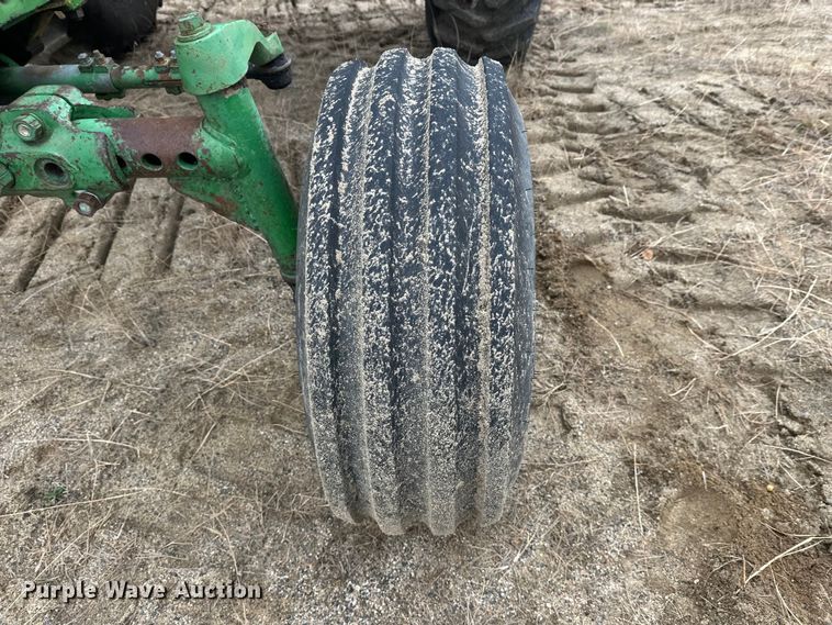 image for item DW4320 1970 John Deere 4020 tractor