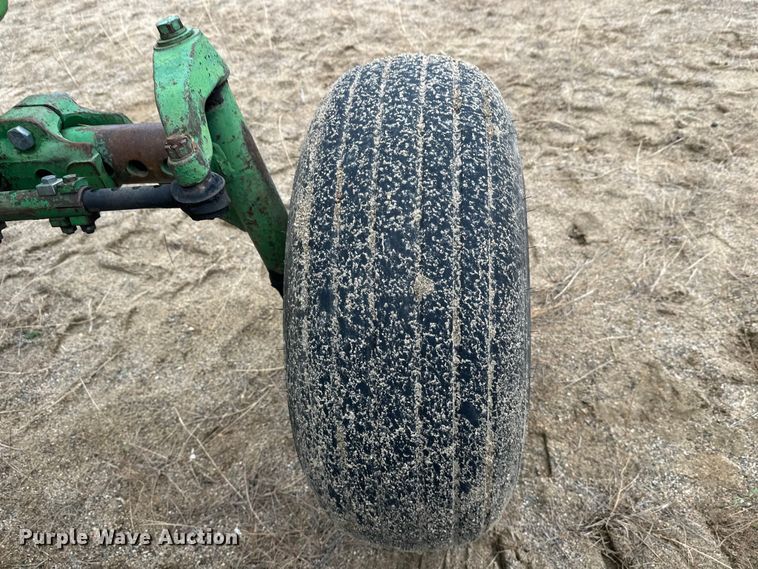 image for item DW4320 1970 John Deere 4020 tractor