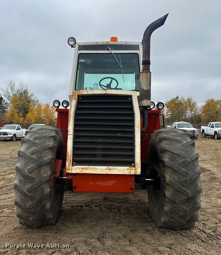 image for item DW4322 Case 2470 4WD tractor