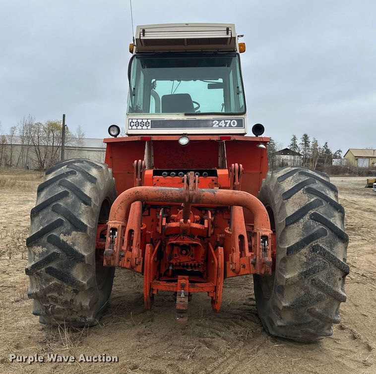 image for item DW4322 Case 2470 4WD tractor