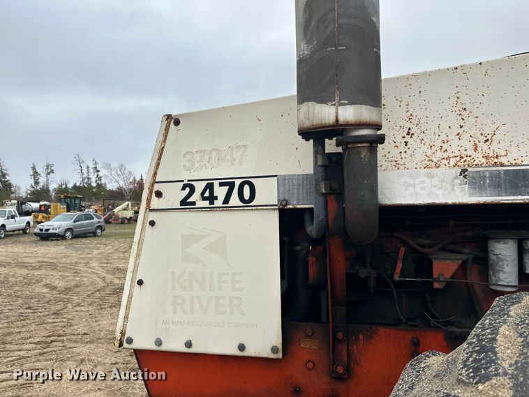 image for item DW4322 Case 2470 4WD tractor