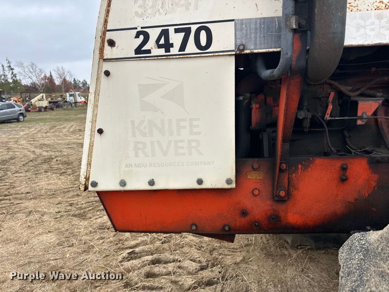 image for item DW4322 Case 2470 4WD tractor