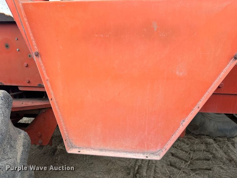 image for item DW4322 Case 2470 4WD tractor