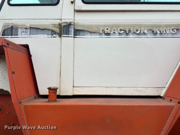 image for item DW4322 Case 2470 4WD tractor