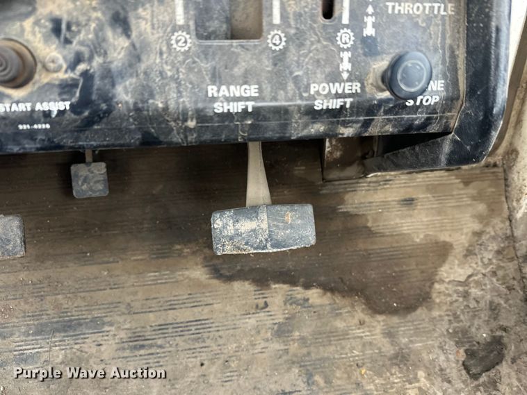 image for item DW4322 Case 2470 4WD tractor