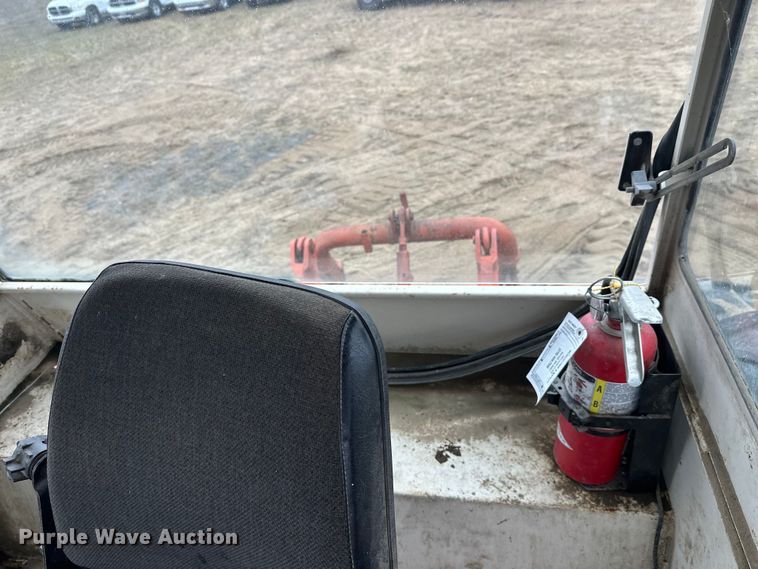 image for item DW4322 Case 2470 4WD tractor