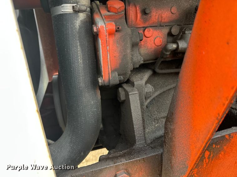 image for item DW4322 Case 2470 4WD tractor