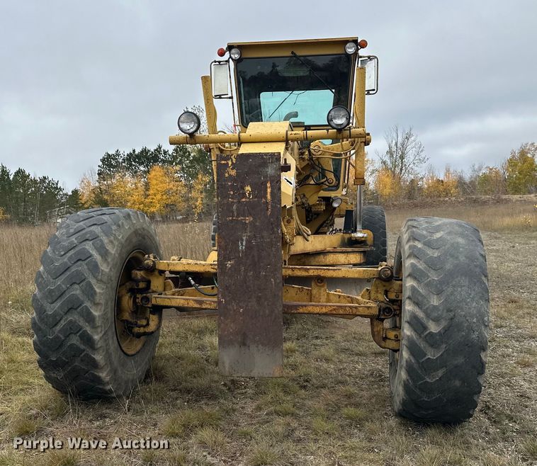 MOTOCONFORMADORA CATERPILLAR 140G 1985