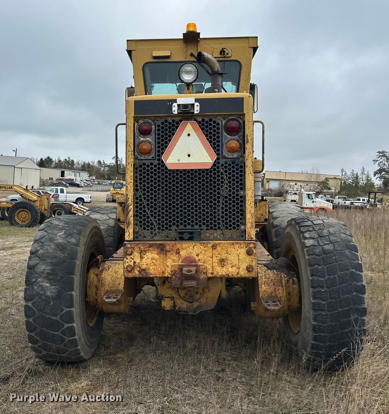 image for item DW4325 1985 Caterpillar 140G motor grader