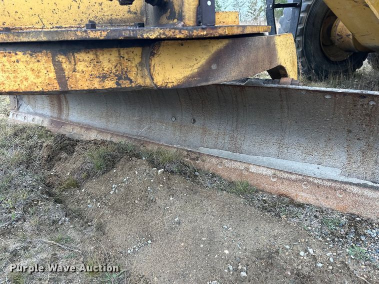 image for item DW4325 1985 Caterpillar 140G motor grader