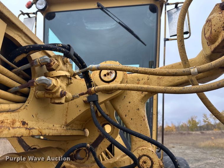 image for item DW4325 1985 Caterpillar 140G motor grader