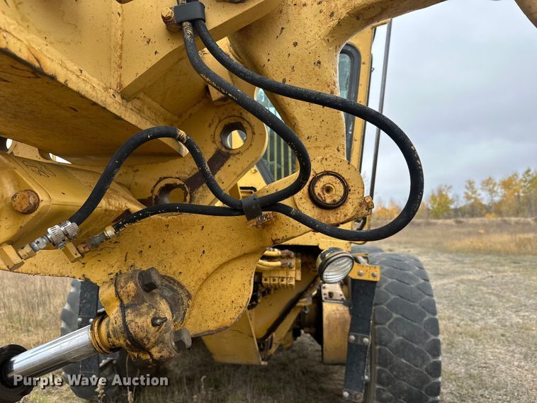 image for item DW4325 1985 Caterpillar 140G motor grader