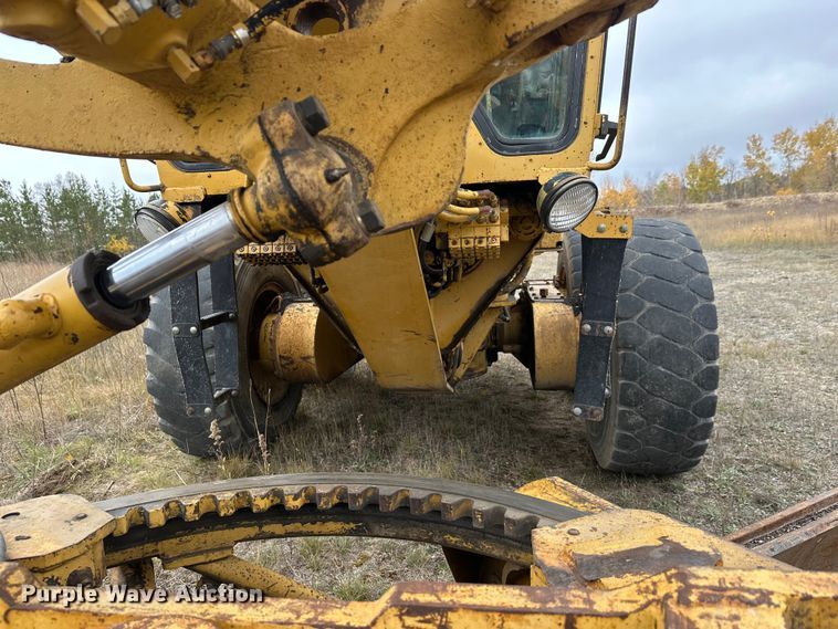 image for item DW4325 1985 Caterpillar 140G motor grader