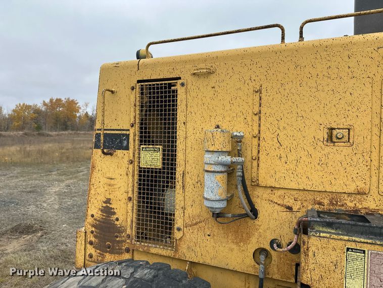 image for item DW4325 1985 Caterpillar 140G motor grader