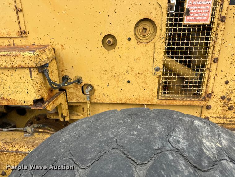 image for item DW4325 1985 Caterpillar 140G motor grader