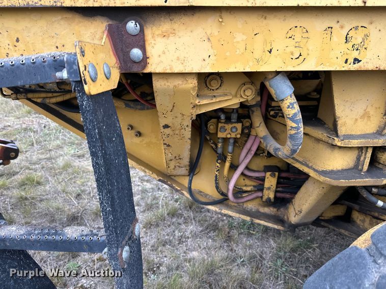 image for item DW4325 1985 Caterpillar 140G motor grader