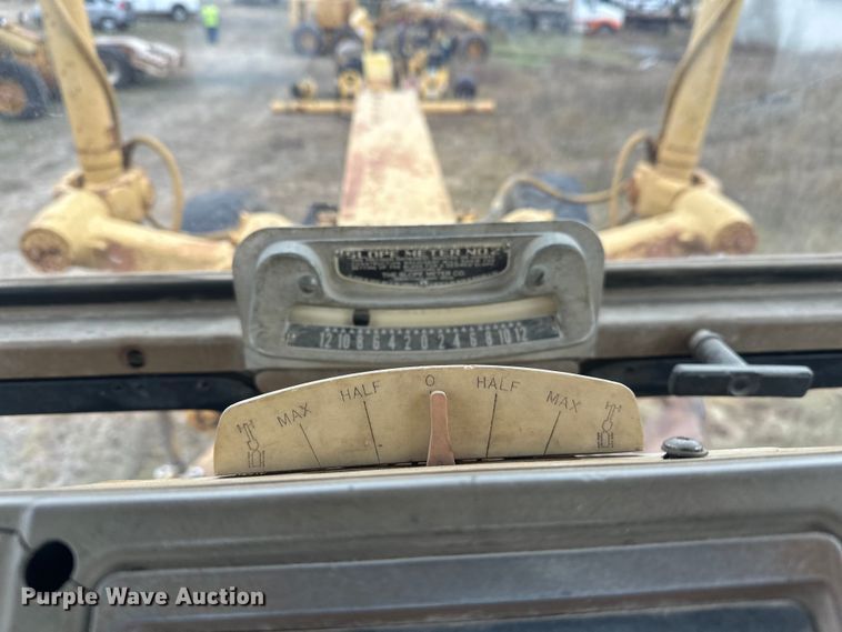 image for item DW4325 1985 Caterpillar 140G motor grader