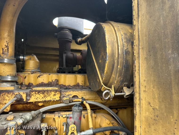 image for item DW4325 1985 Caterpillar 140G motor grader