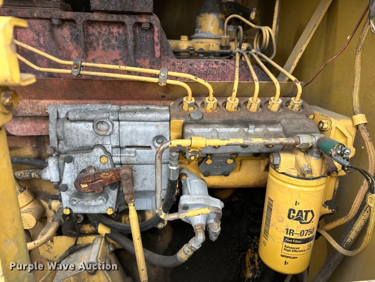image for item DW4325 1985 Caterpillar 140G motor grader