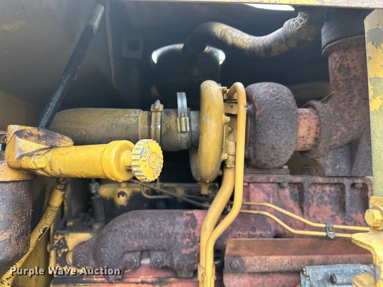 image for item DW4325 1985 Caterpillar 140G motor grader