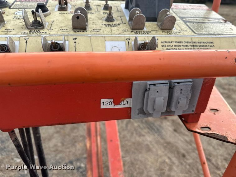 image for item DW4326 1997 JLG 40HA boom lift