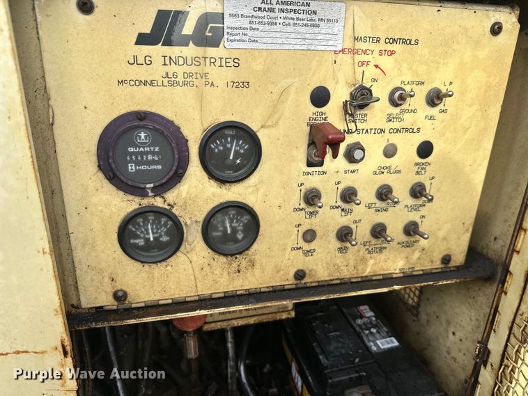 image for item DW4326 1997 JLG 40HA boom lift