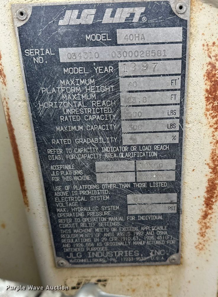 image for item DW4326 1997 JLG 40HA boom lift