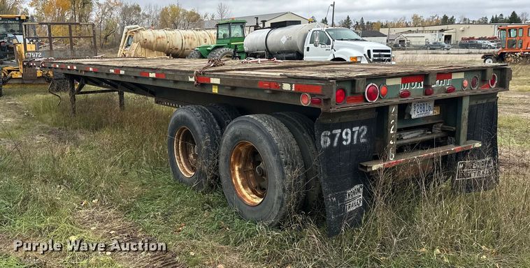 image for item DW4327 1978 Mono flatbed trailer