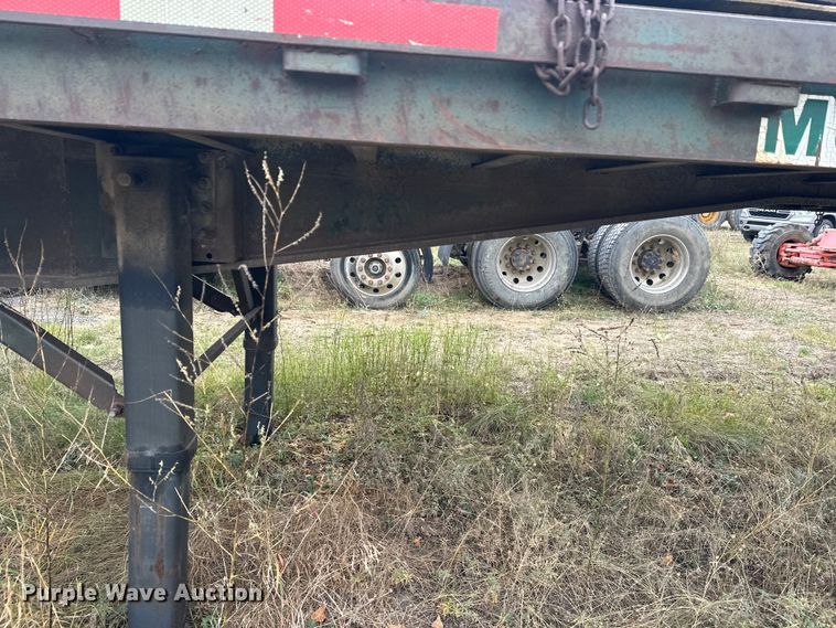 image for item DW4327 1978 Mono flatbed trailer