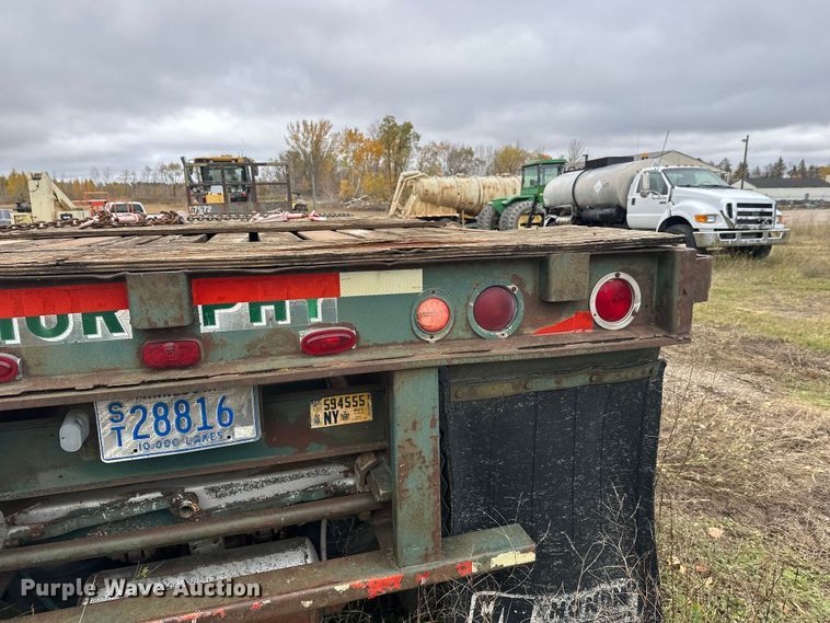 image for item DW4327 1978 Mono flatbed trailer