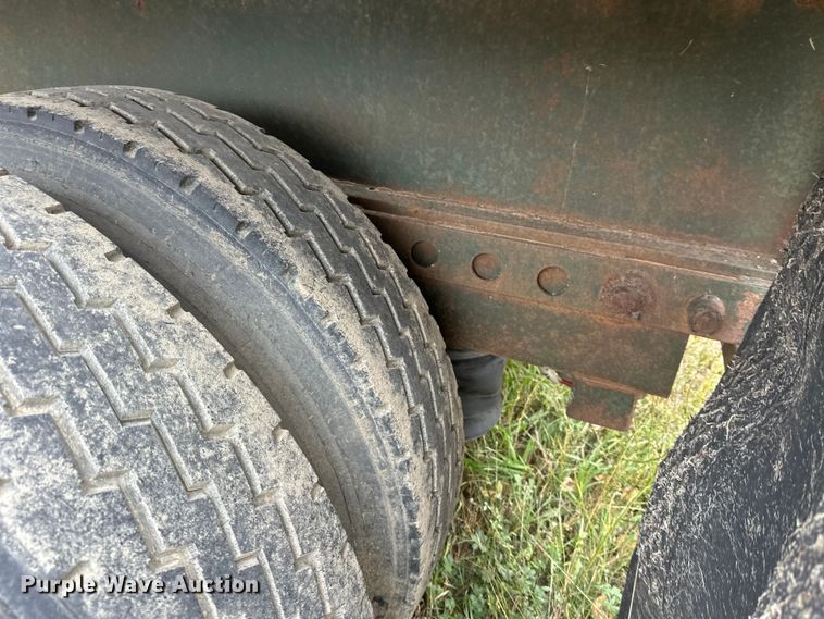 image for item DW4327 1978 Mono flatbed trailer