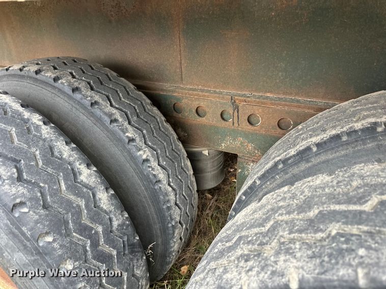 image for item DW4327 1978 Mono flatbed trailer