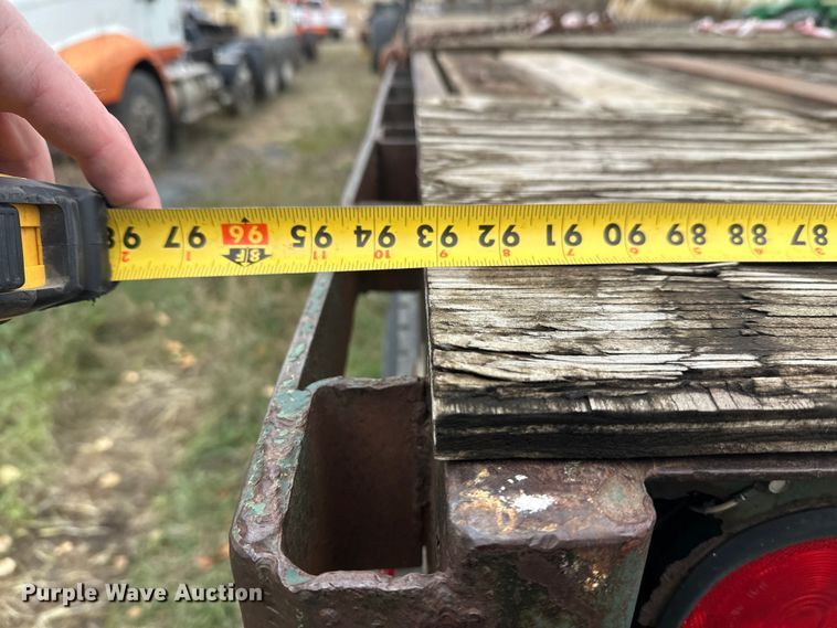 image for item DW4327 1978 Mono flatbed trailer