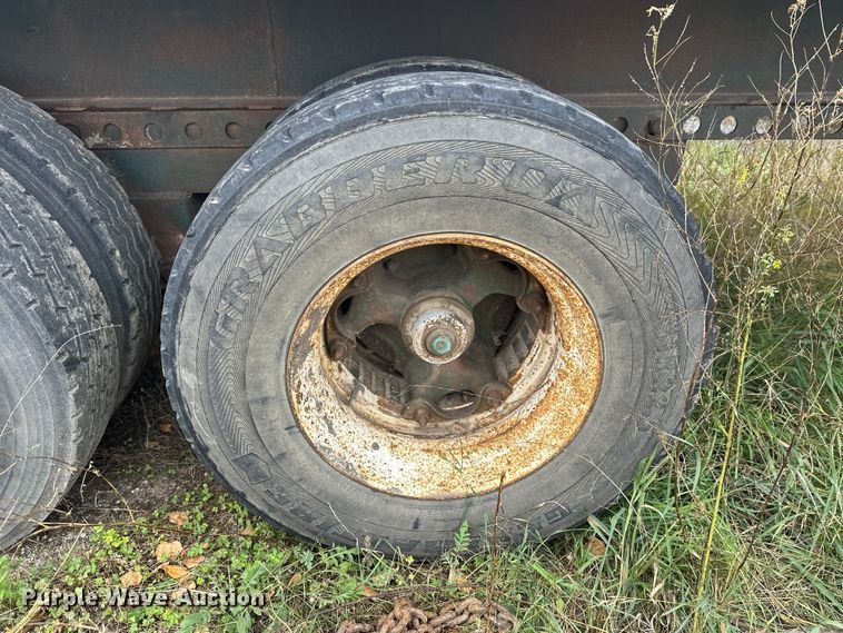 image for item DW4327 1978 Mono flatbed trailer