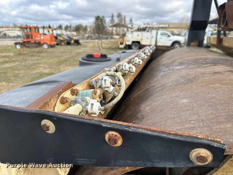 image for item DW4328 1999 Ingersoll Rand DD-130 double drum vibratory roller