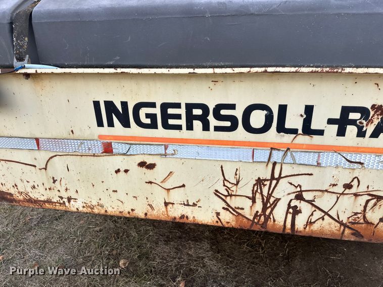 image for item DW4328 1999 Ingersoll Rand DD-130 double drum vibratory roller