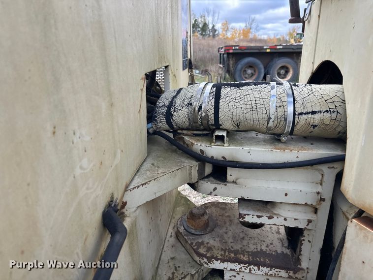 image for item DW4328 1999 Ingersoll Rand DD-130 double drum vibratory roller