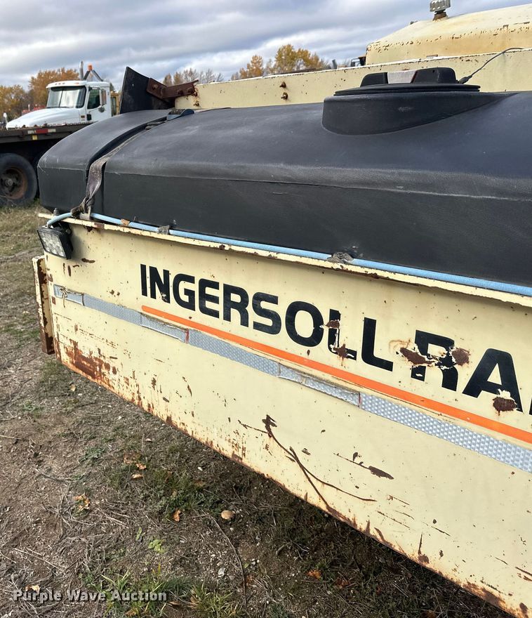 image for item DW4328 1999 Ingersoll Rand DD-130 double drum vibratory roller