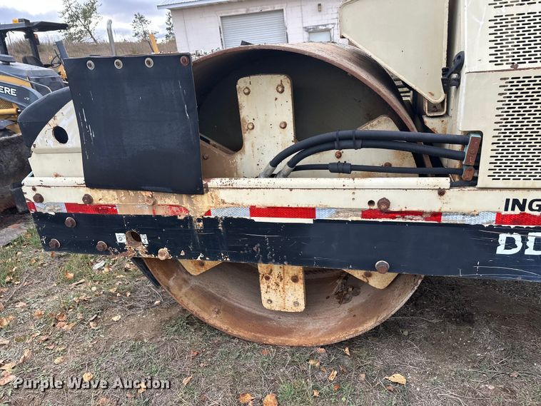 image for item DW4328 1999 Ingersoll Rand DD-130 double drum vibratory roller