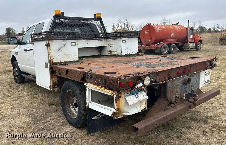 image for item DW4330 2008 Dodge Ram 3500 Quad Cab flatbed pickup truck