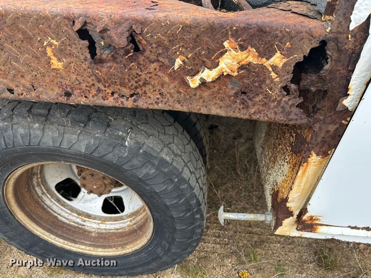 image for item DW4330 2008 Dodge Ram 3500 Quad Cab flatbed pickup truck