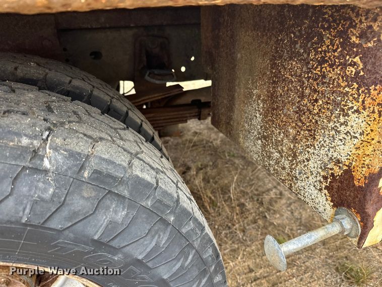 image for item DW4330 2008 Dodge Ram 3500 Quad Cab flatbed pickup truck