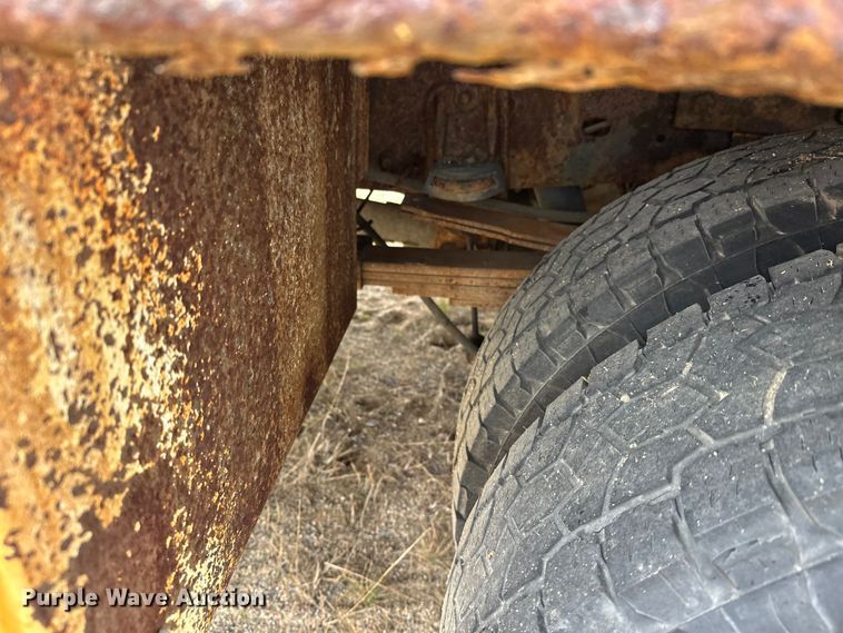 image for item DW4330 2008 Dodge Ram 3500 Quad Cab flatbed pickup truck