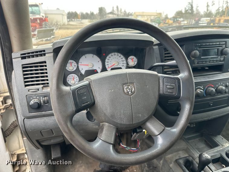 image for item DW4330 2008 Dodge Ram 3500 Quad Cab flatbed pickup truck