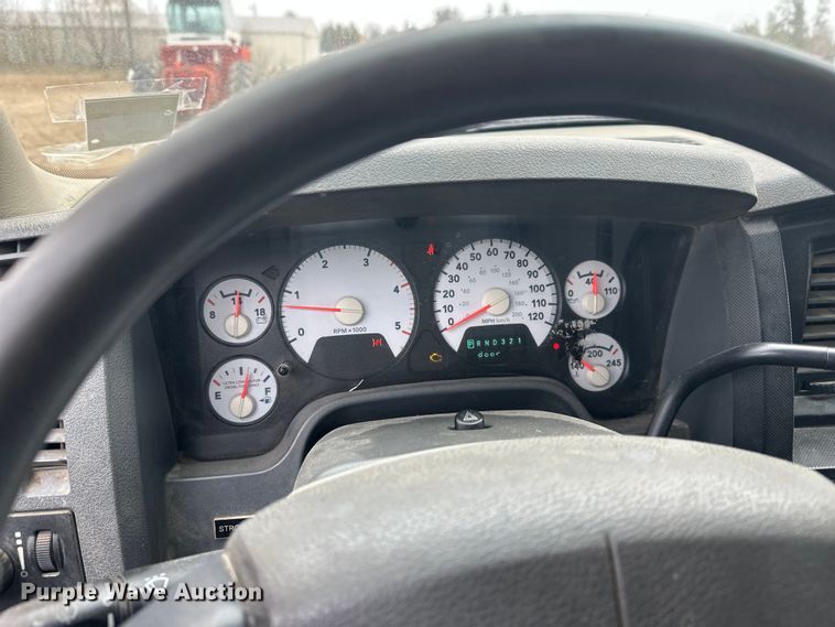 image for item DW4330 2008 Dodge Ram 3500 Quad Cab flatbed pickup truck