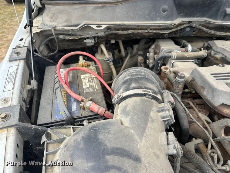 image for item DW4330 2008 Dodge Ram 3500 Quad Cab flatbed pickup truck