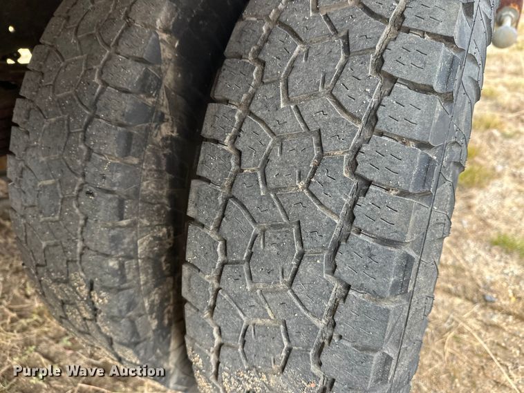 image for item DW4330 2008 Dodge Ram 3500 Quad Cab flatbed pickup truck