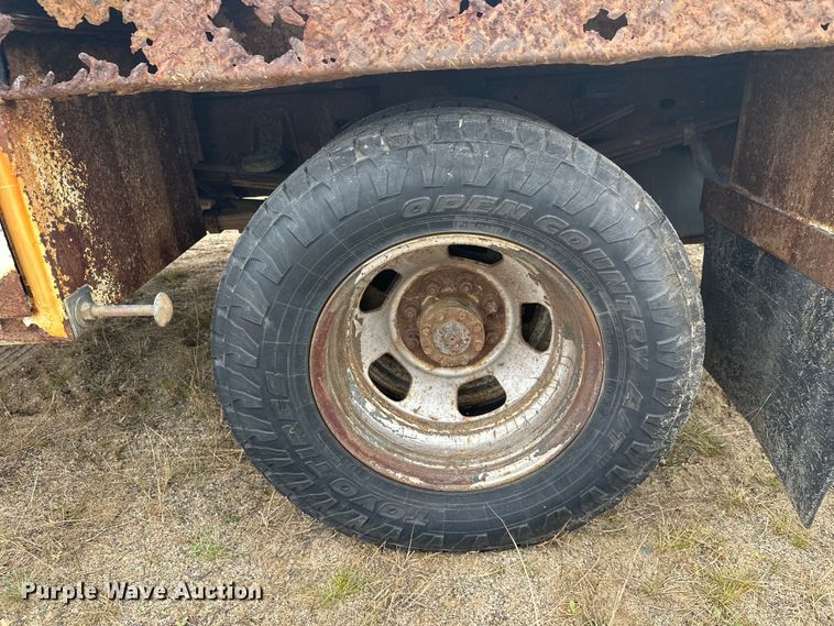 image for item DW4330 2008 Dodge Ram 3500 Quad Cab flatbed pickup truck