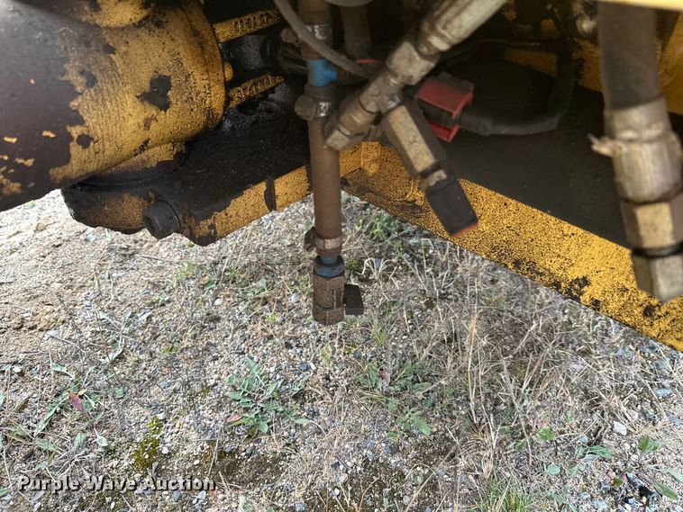 image for item DW4331 2004 Dynapac CC122 double drum vibratory roller