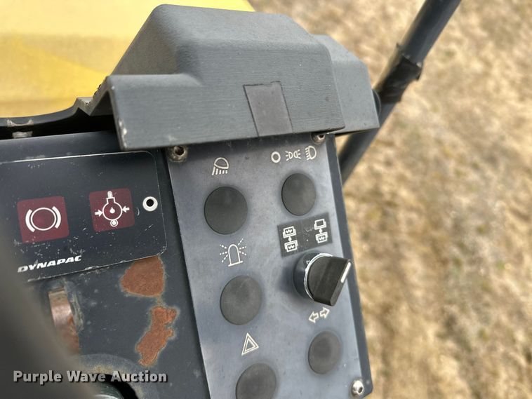 image for item DW4331 2004 Dynapac CC122 double drum vibratory roller